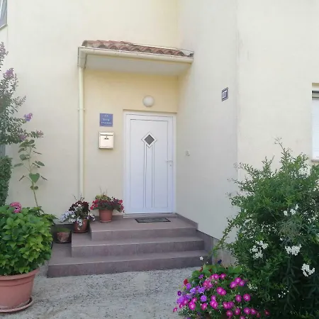 Mladen Apartment Fazana Exterior photo