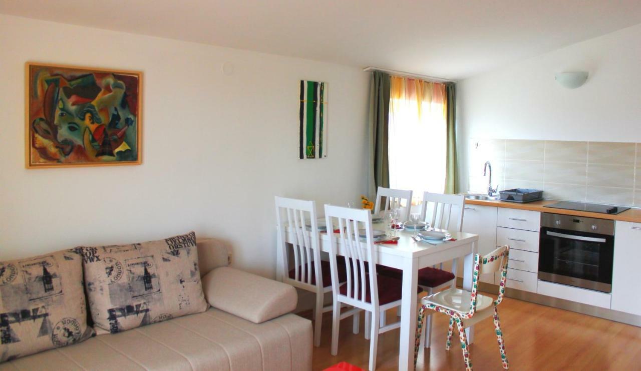 Apartment Mladen